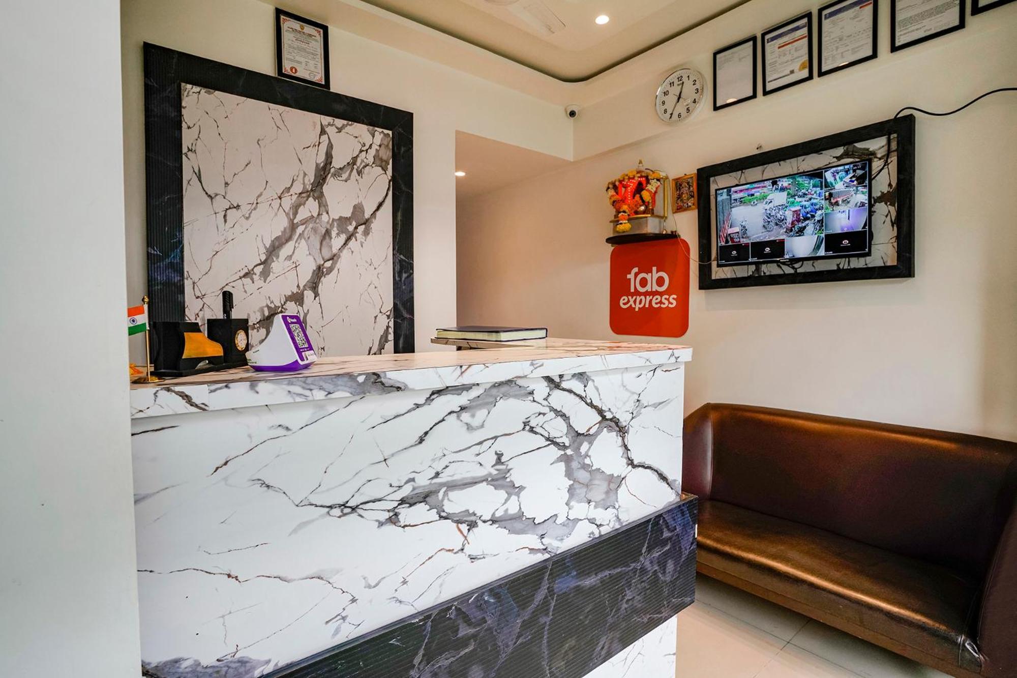 Hotel Fabexpress Park Residency - Nr Mumbai International Airport Zewnętrze zdjęcie